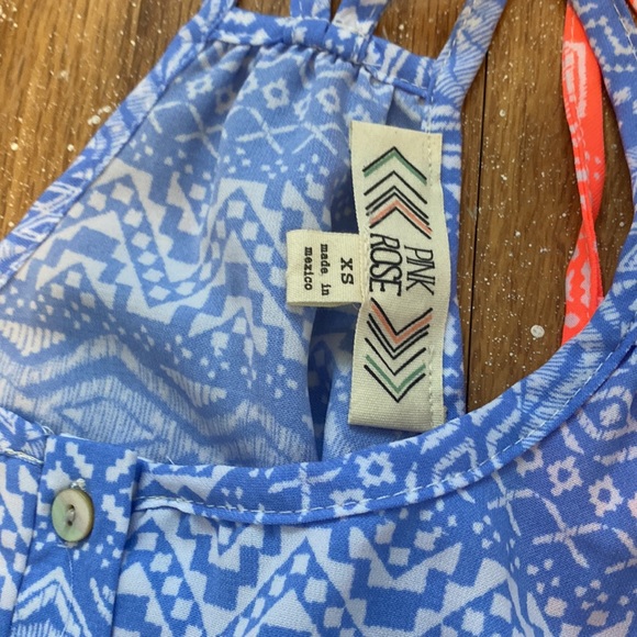 Tanks - Picture 3 of 3